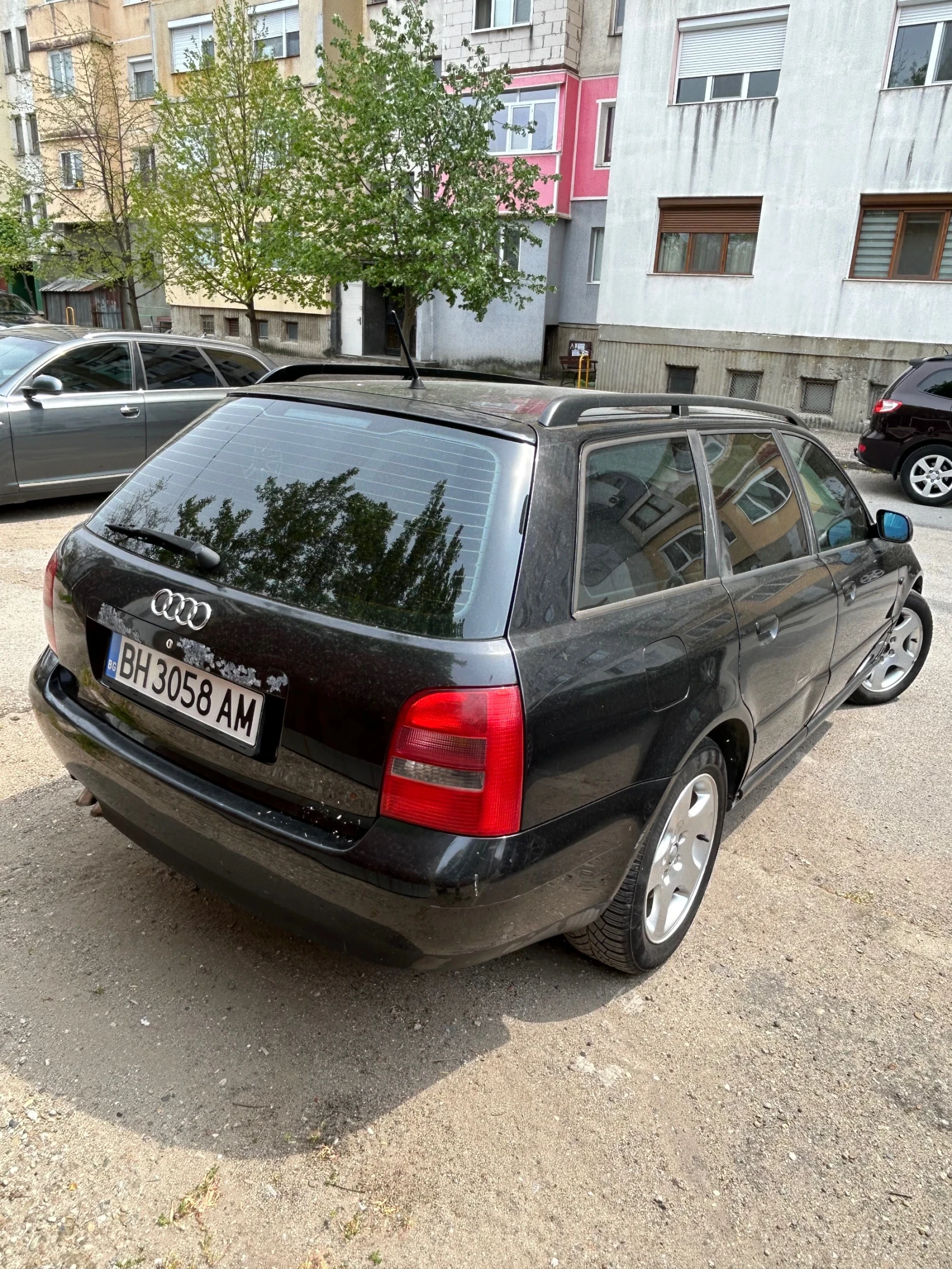 Audi A4 1.9TDI, снимка 4 - Автомобили и джипове - 54253317