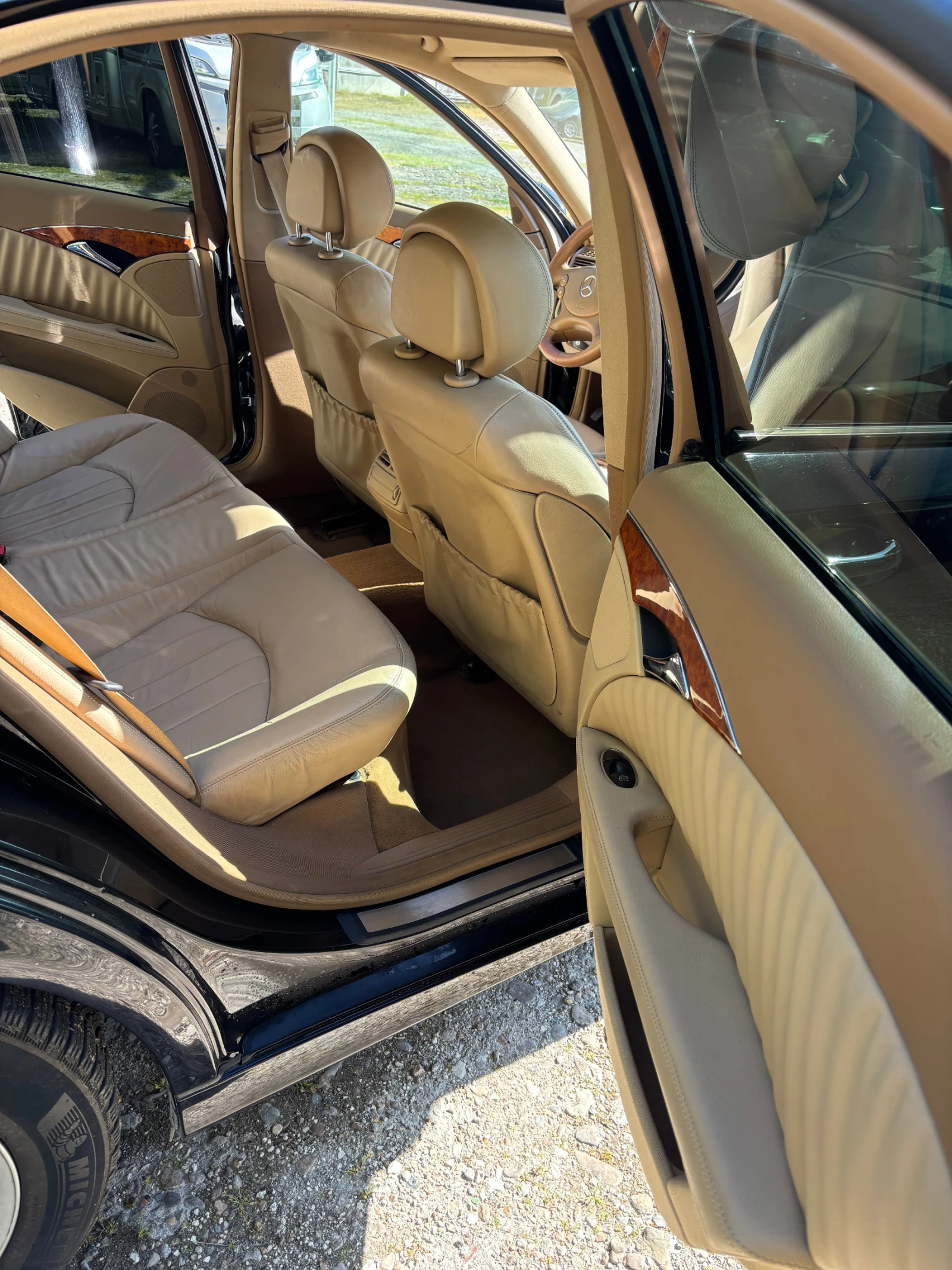 Mercedes-Benz E 200 CDI Navi/Leather/Подгрев, снимка 15 - Автомобили и джипове - 54353952