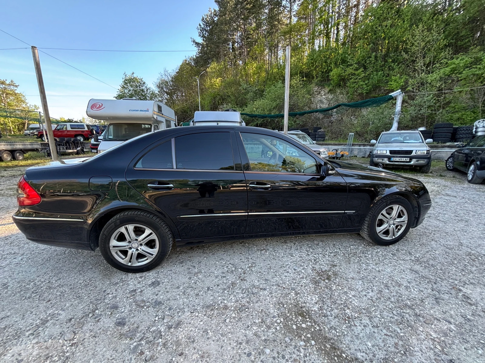 Mercedes-Benz E 200 CDI Navi/Leather/Подгрев, снимка 4 - Автомобили и джипове - 54353952