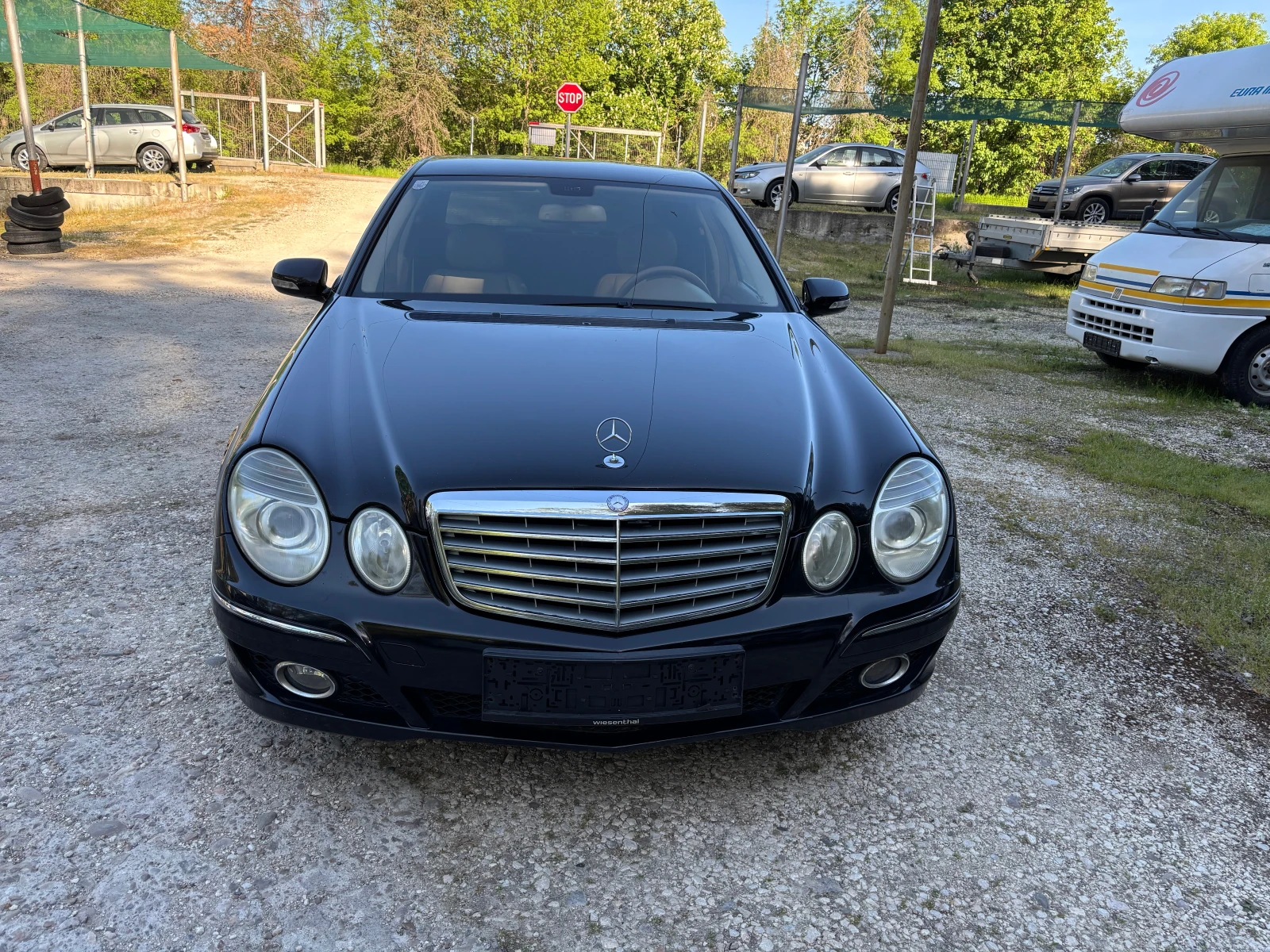 Mercedes-Benz E 200 CDI Navi/Leather/Подгрев, снимка 2 - Автомобили и джипове - 54353952