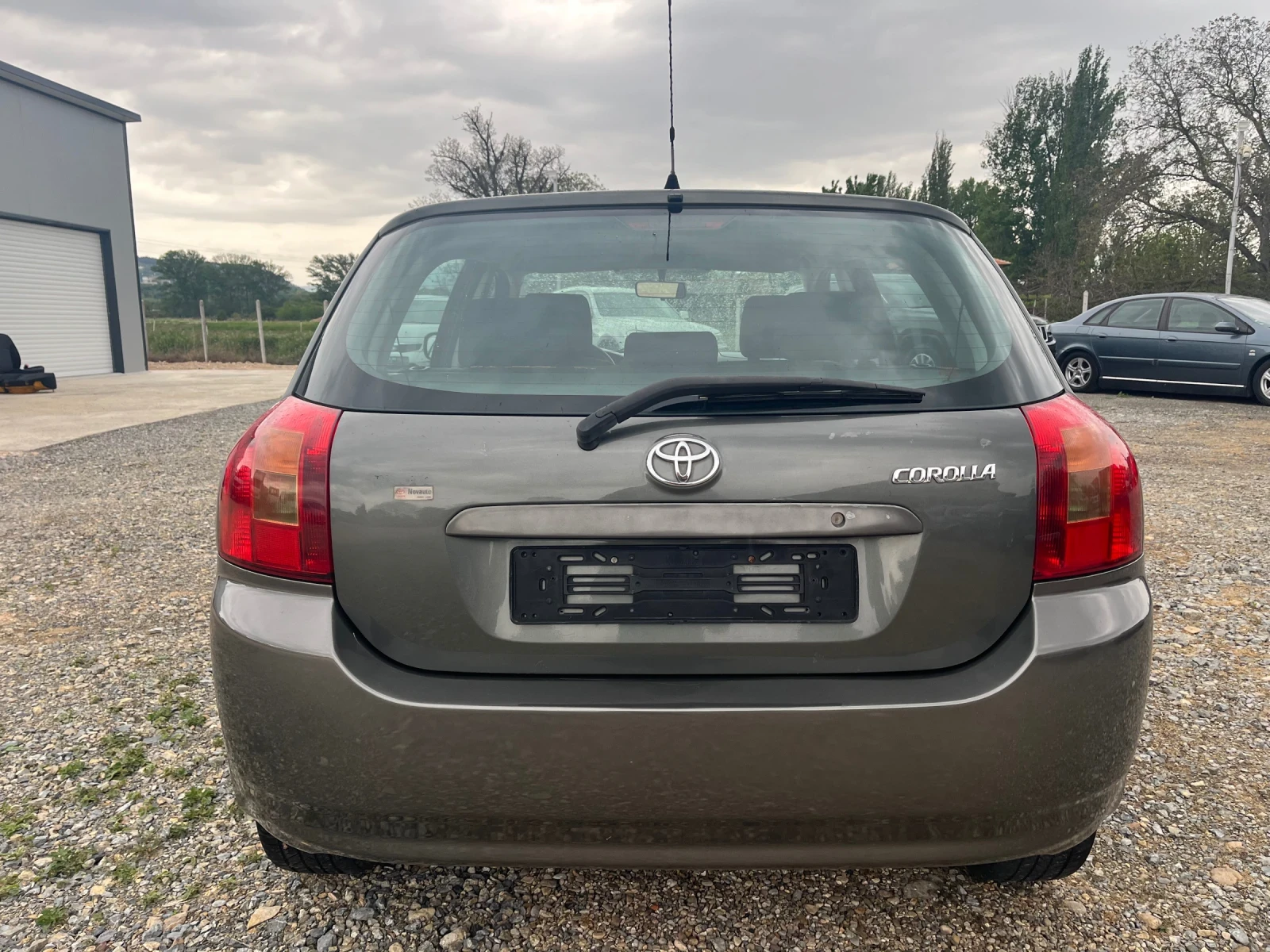 Toyota Corolla 1.6 i VVTi, снимка 6 - Автомобили и джипове - 54609389