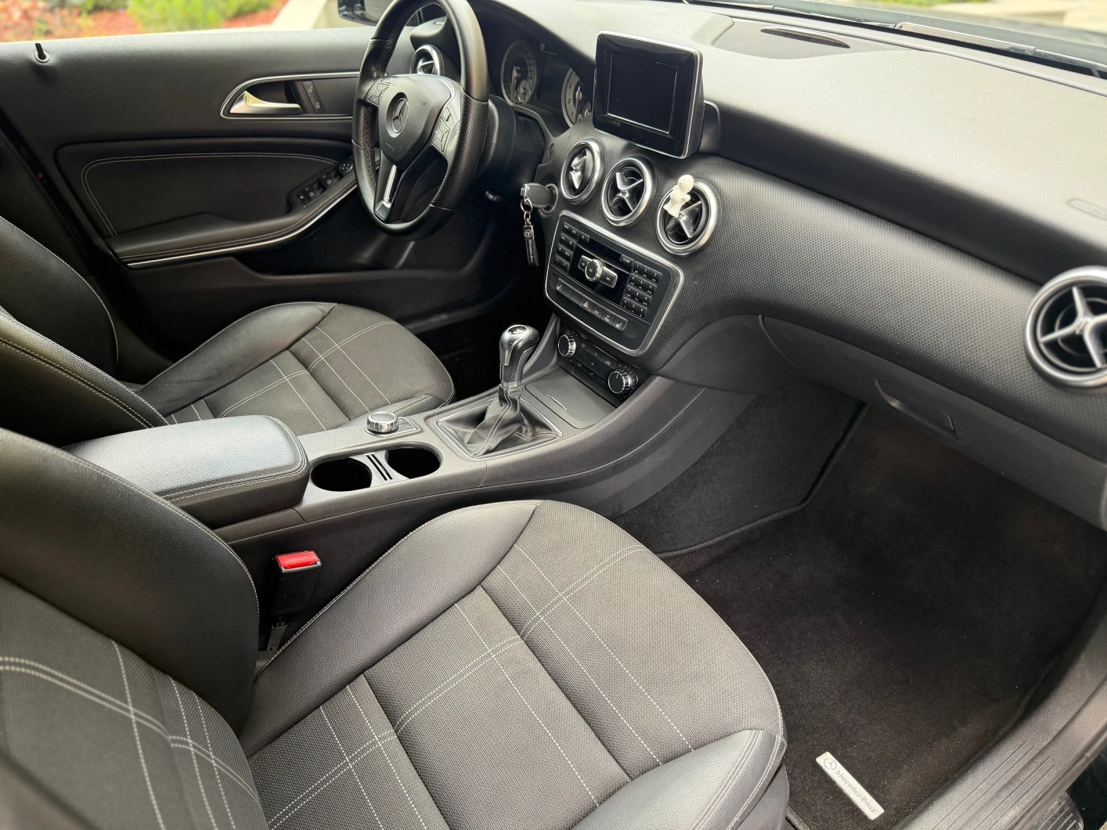 Mercedes-Benz A 180 Швейцария, снимка 10 - Автомобили и джипове - 54891411
