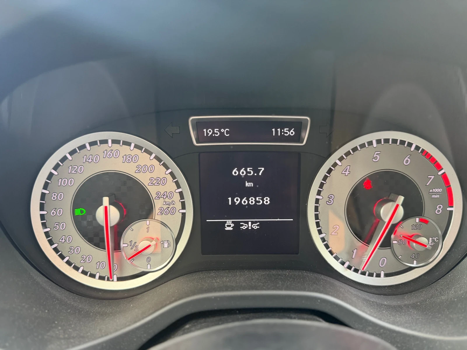 Mercedes-Benz A 180 Швейцария, снимка 15 - Автомобили и джипове - 54891411