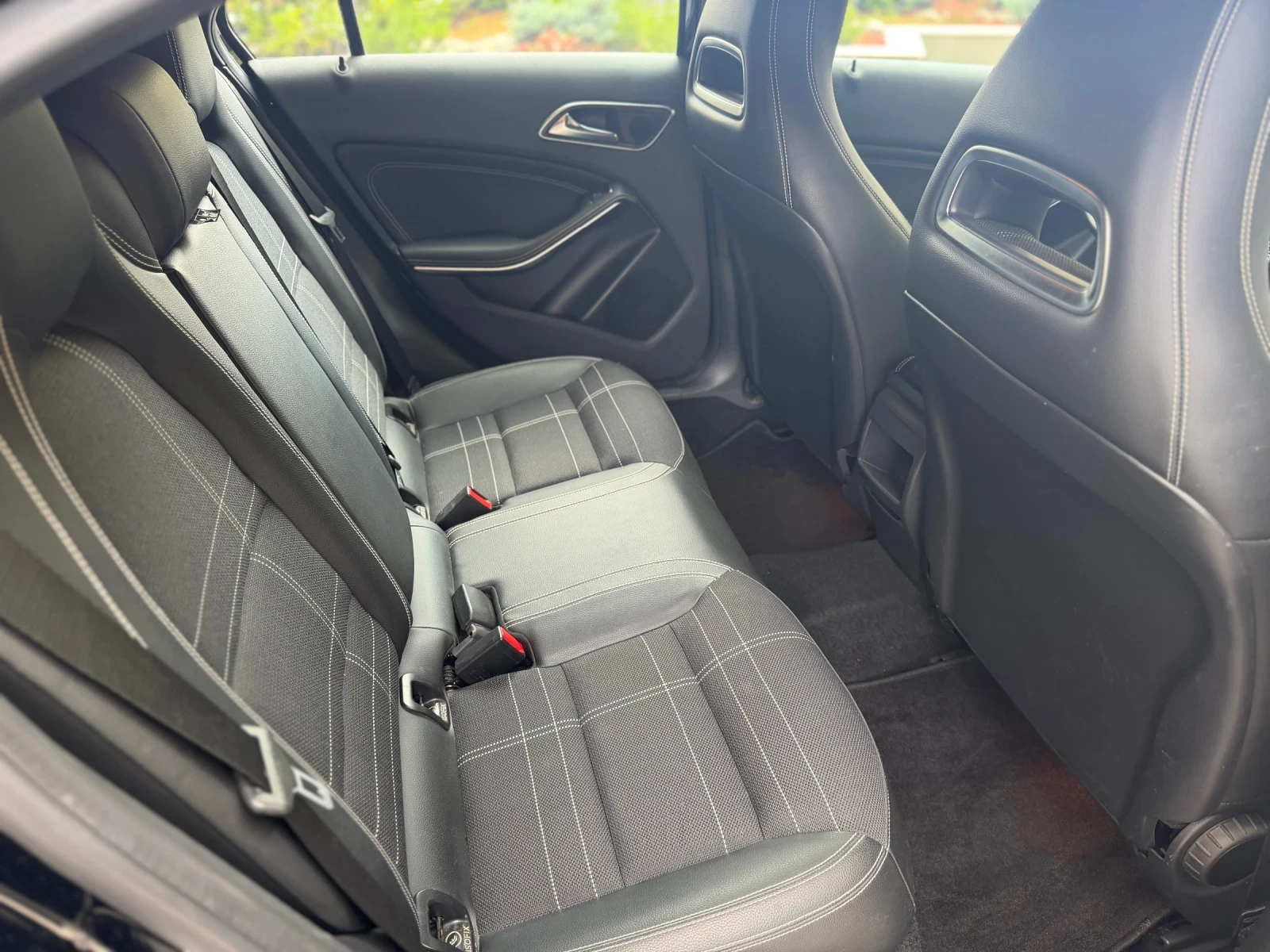 Mercedes-Benz A 180 Швейцария, снимка 11 - Автомобили и джипове - 54891411