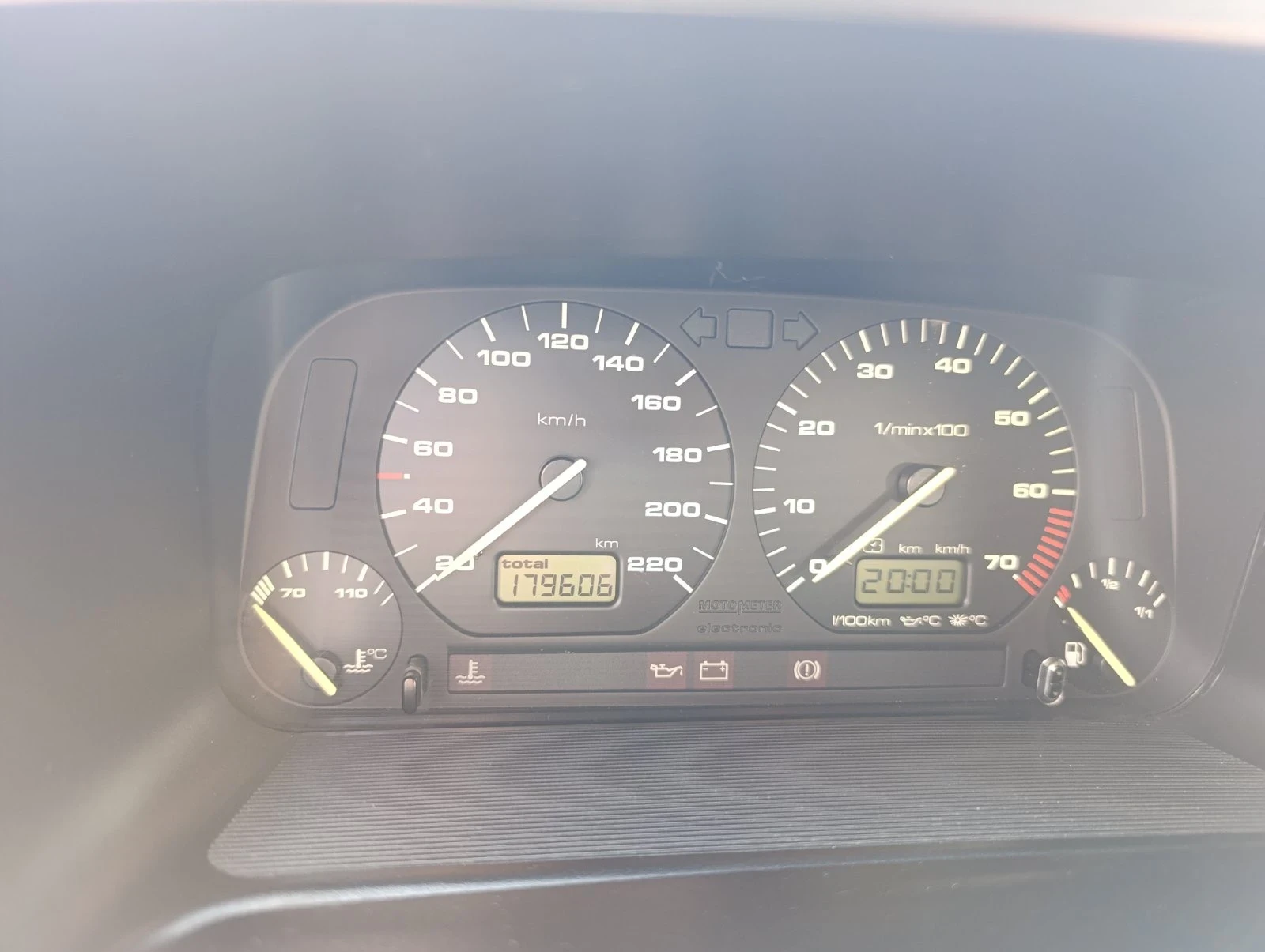 VW Golf, снимка 2 - Автомобили и джипове - 55301302