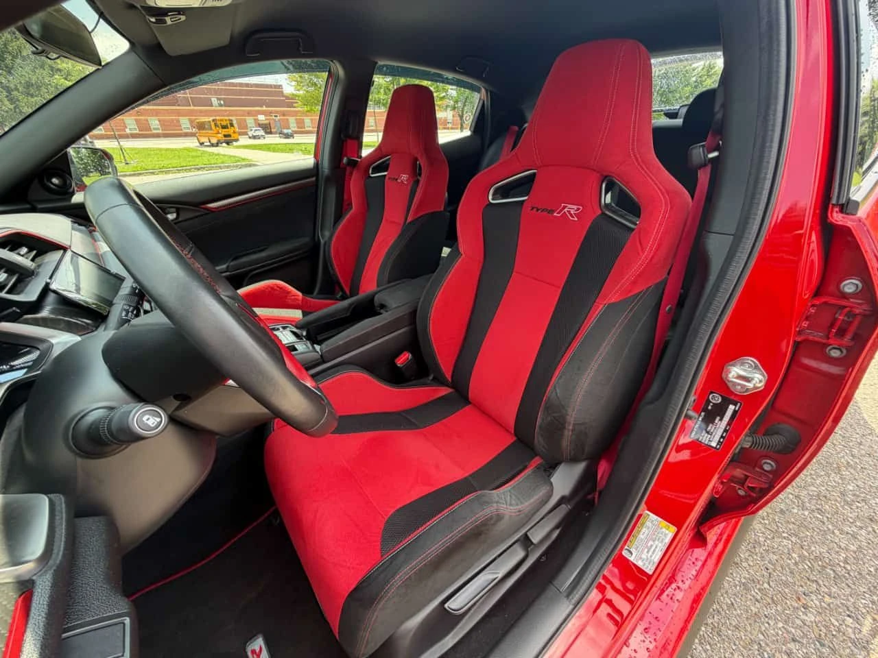 Honda Civic TYPE R* Manual * АВТОКРЕДИТ* , снимка 5 - Автомобили и джипове - 55685157
