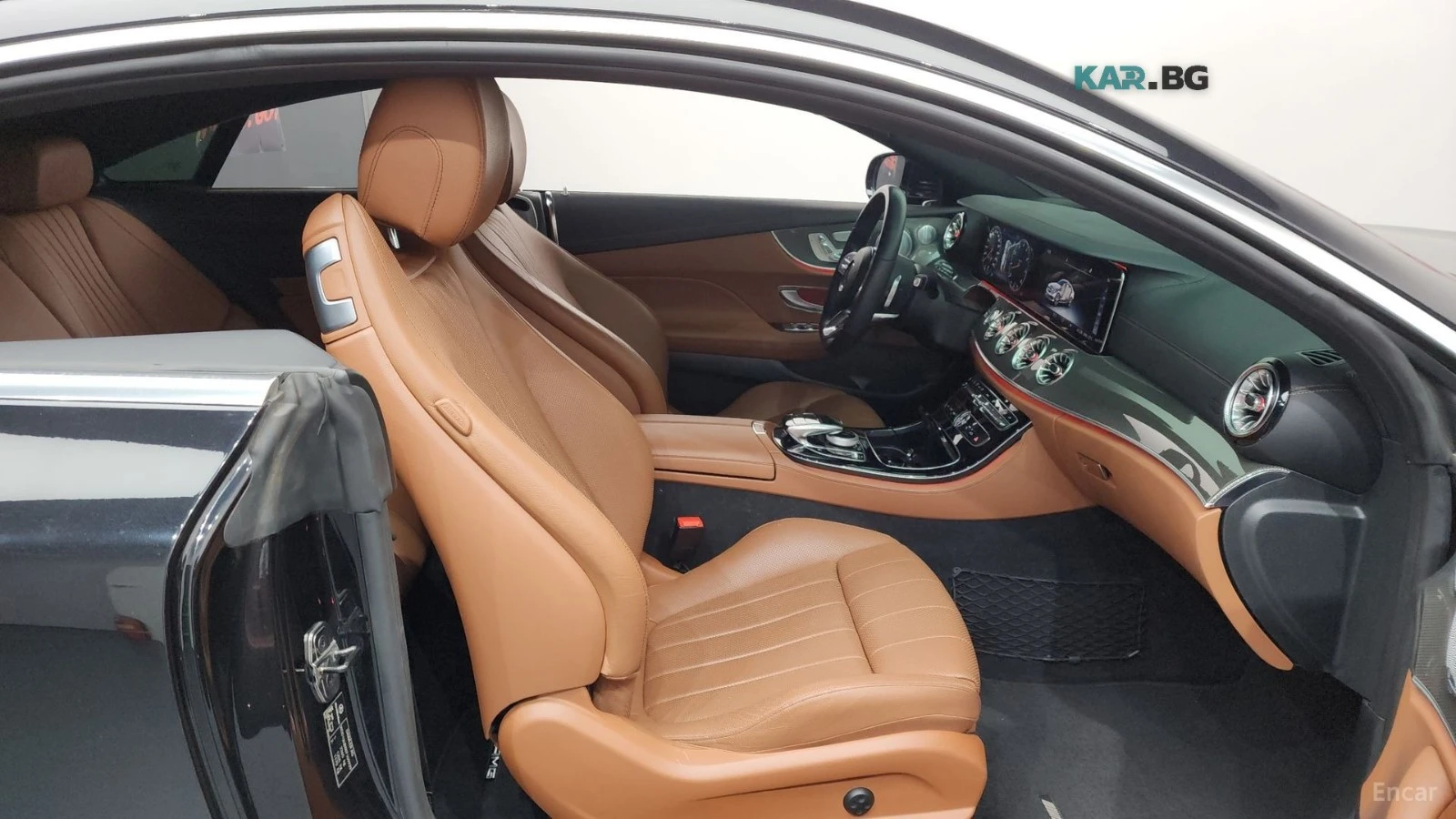Mercedes-Benz E 450 4MATIC/AMG-LINE/DRIVE-ASSISTS/SUNROOF, снимка 11 - Автомобили и джипове - 55719685