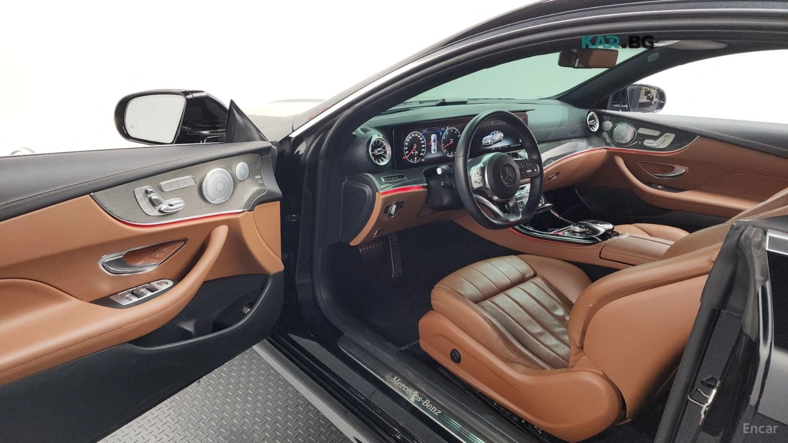 Mercedes-Benz E 450 4MATIC/AMG-LINE/DRIVE-ASSISTS/SUNROOF, снимка 5 - Автомобили и джипове - 55719685