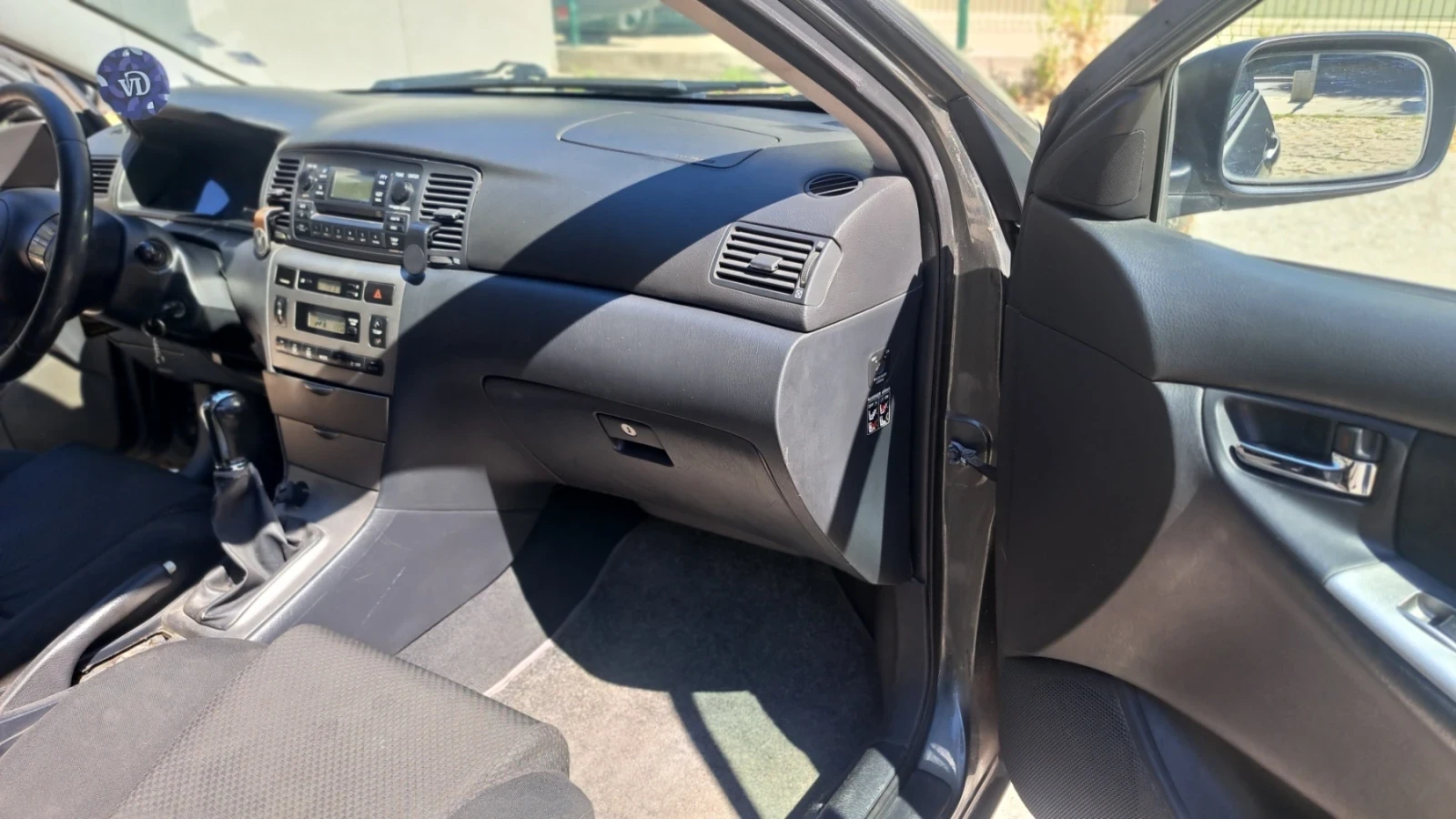 Toyota Corolla, снимка 13 - Автомобили и джипове - 55823057