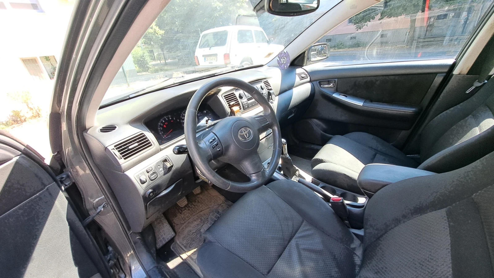 Toyota Corolla, снимка 9 - Автомобили и джипове - 55823057