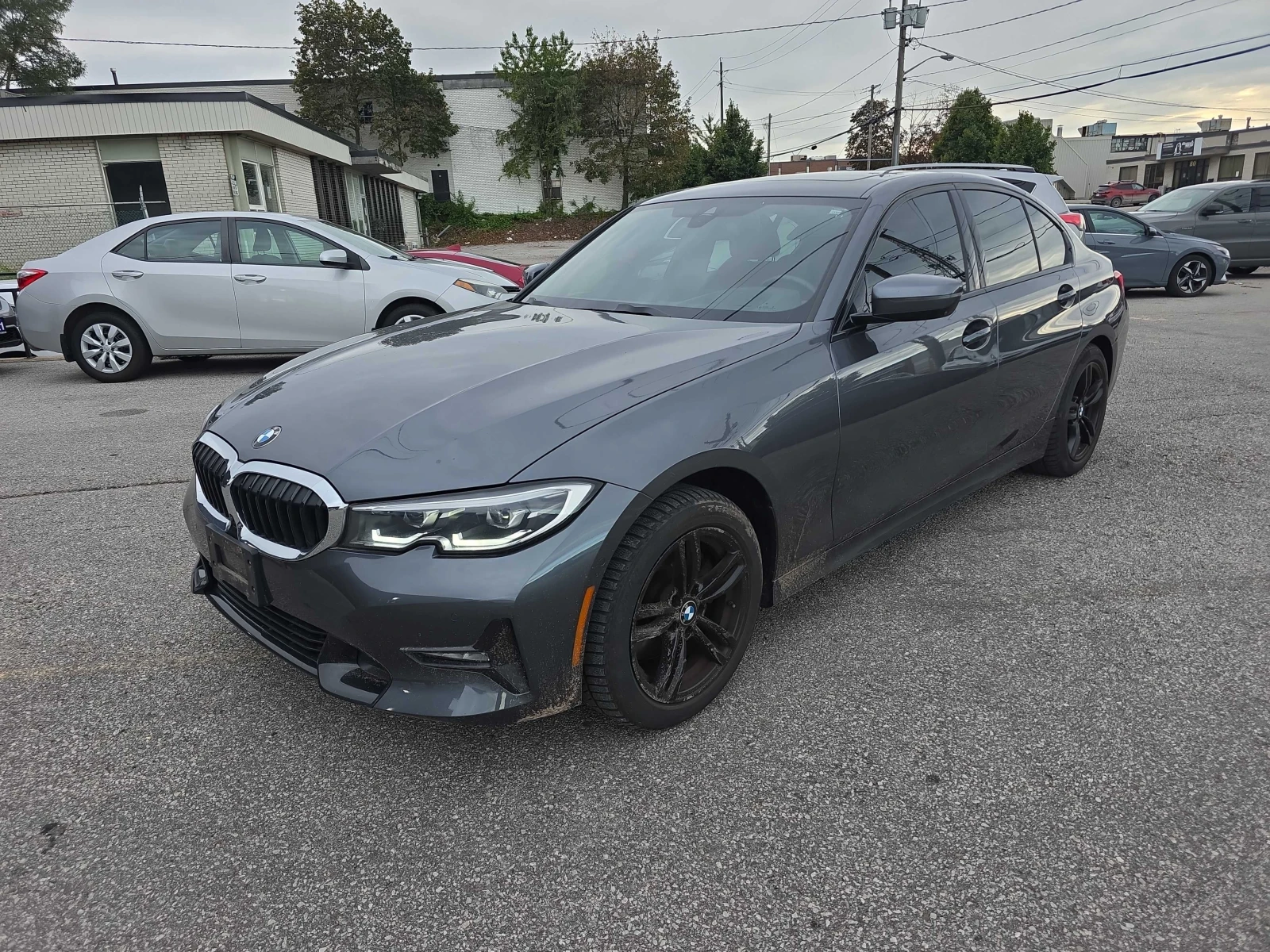 BMW 330 *  xDrive * CARFAX * ����� �� ����������� | Mobile.bg � ����������� 1