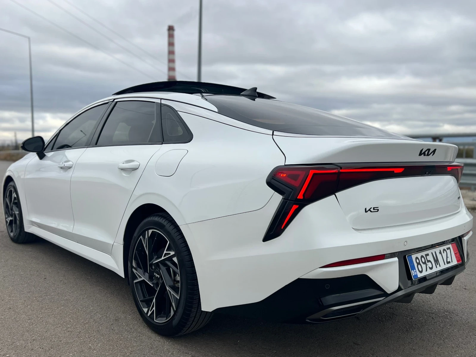Kia K5 KIA K5 GT line 2.5 бензин, снимка 4 - Автомобили и джипове - 56723892