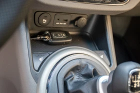 Kia Sportage 2.0 KRD, снимка 8