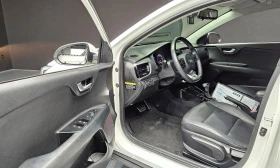 Kia Stonic Diesel 1.6 Prestige * -   *  | Mobile.bg    11