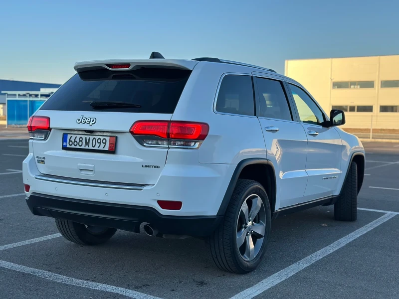 Jeep Grand cherokee 3.6 8ZF* 297кс* Navi* Camera* , снимка 4 - Автомобили и джипове - 48004056