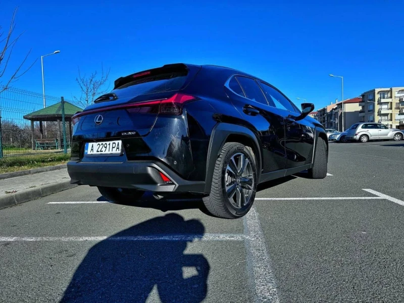 Lexus UX (171 кс) D-CVT, снимка 8 - Автомобили и джипове - 52320314