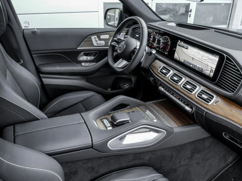 Mercedes-Benz GLS580 4-MATIC AMG PANORAMA BURMESTER 360 NIGHT, снимка 12 - Автомобили и джипове - 52325324