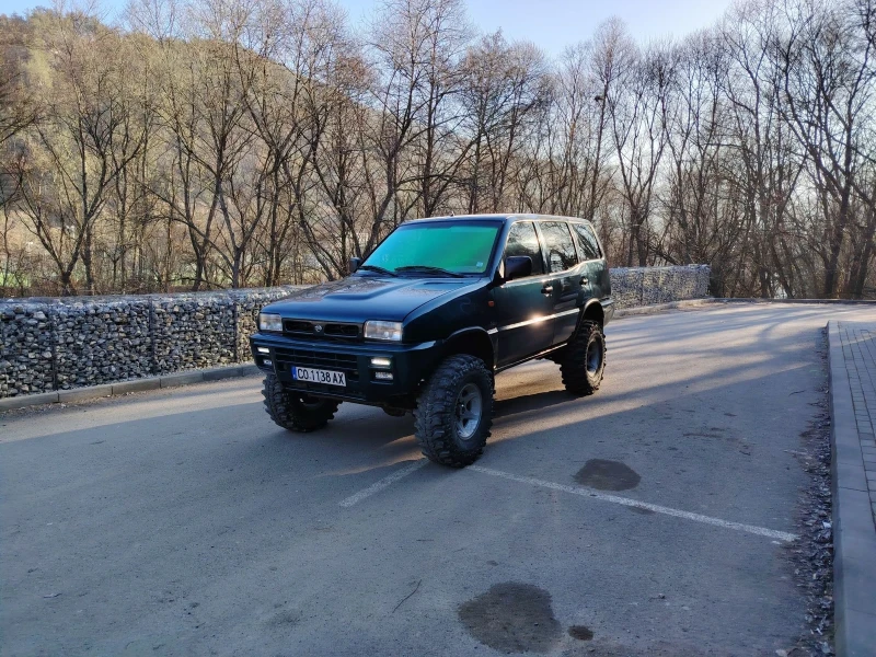 Nissan Terrano 2.7 тд с цели мостове