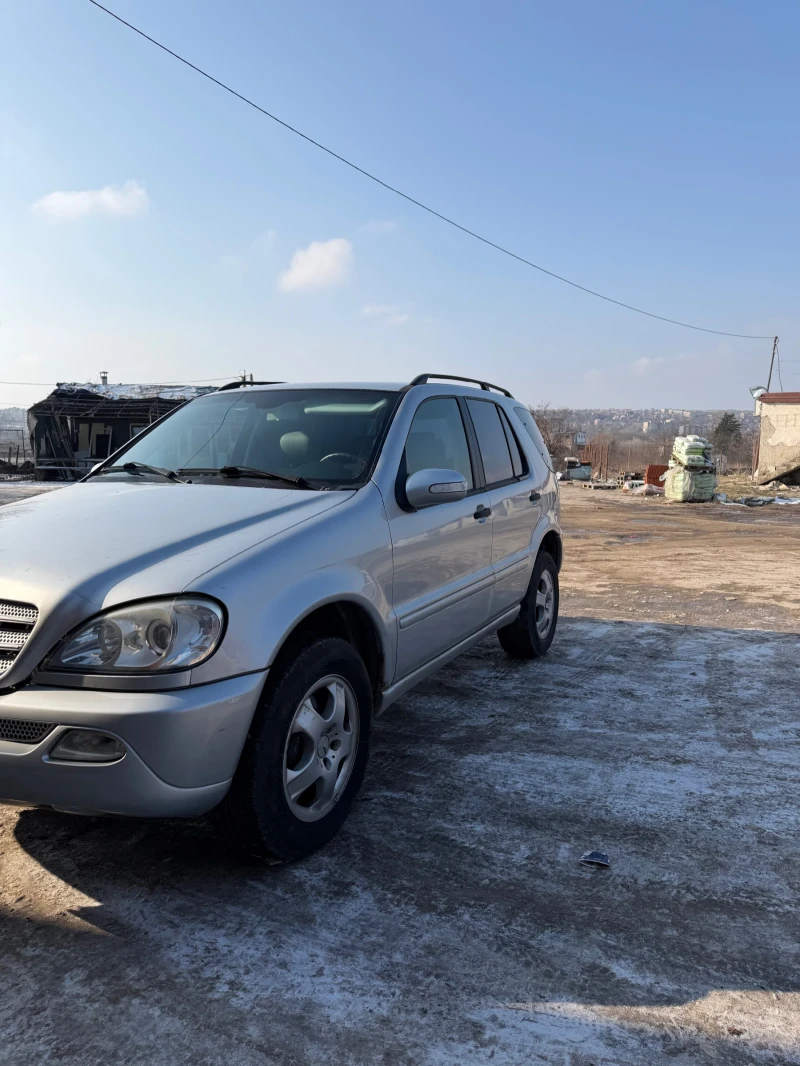 Mercedes-Benz ML 270 CDi, снимка 2 - Автомобили и джипове - 53152887