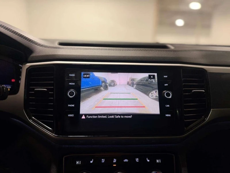 VW Atlas * 4Motion SEL Premium R Line * CARFAX * БЕЗ ПЪРВОН, снимка 14 - Автомобили и джипове - 53161444