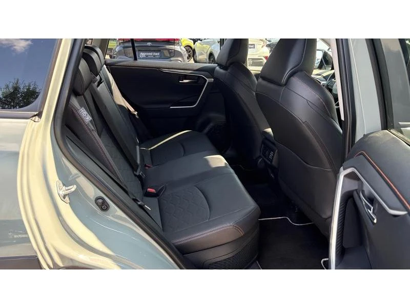 Toyota Rav4 2.5HSD ADVENTURE AWD, снимка 7 - Автомобили и джипове - 55458341