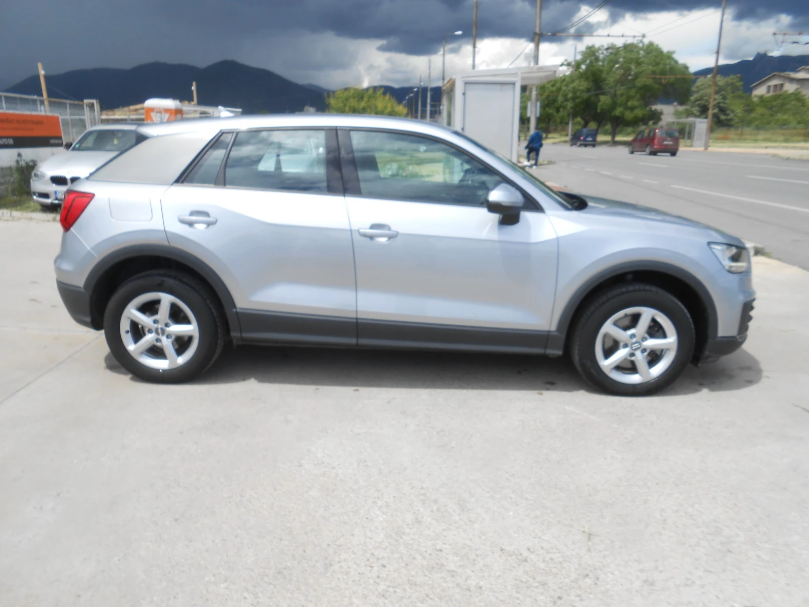 Audi Q2 1.6d-Navi-Koja-Automat-Euro-6B - изображение 4