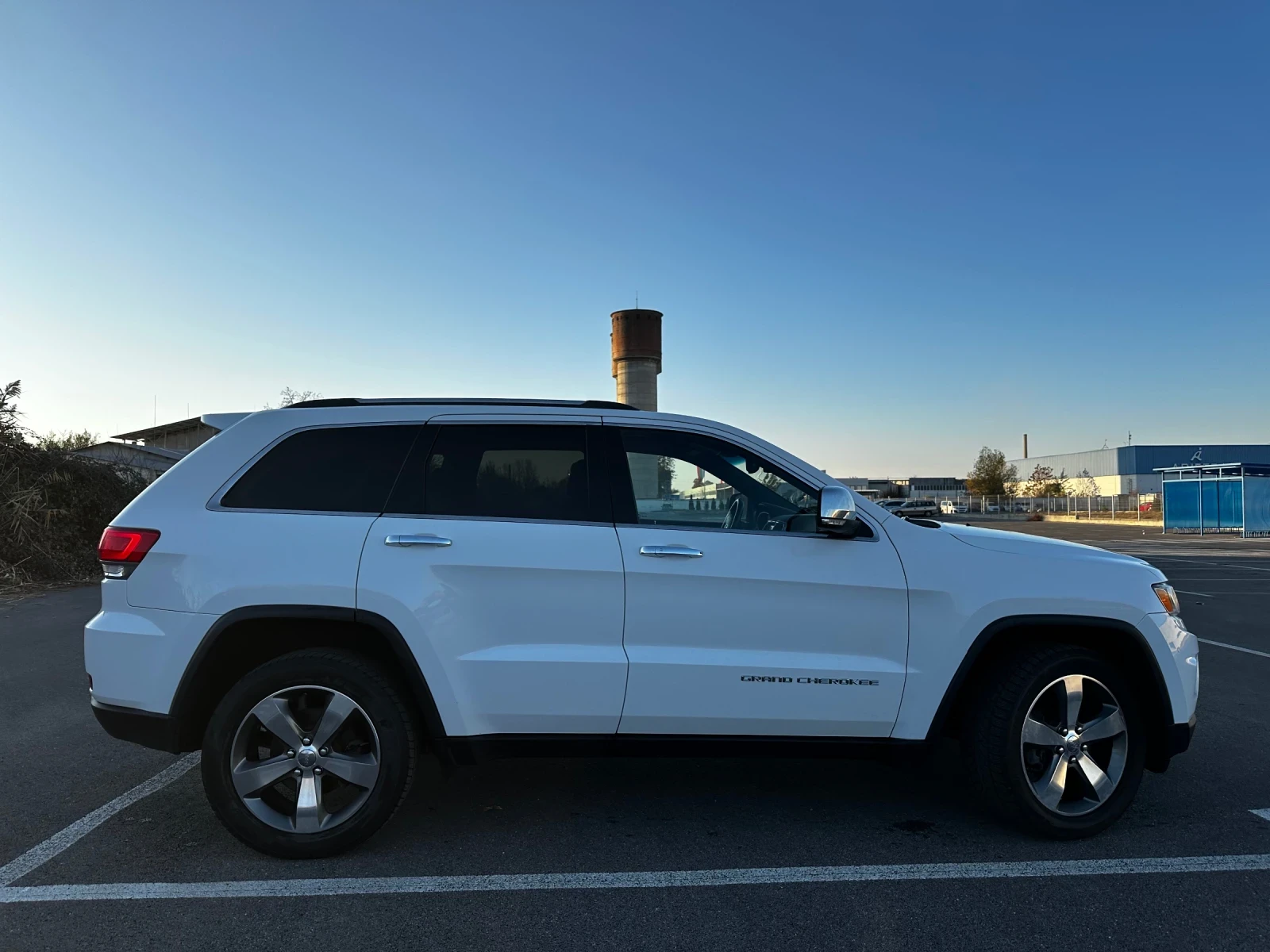 Jeep Grand cherokee 3.6 8ZF* 297кс* Navi* Camera*  - изображение 8