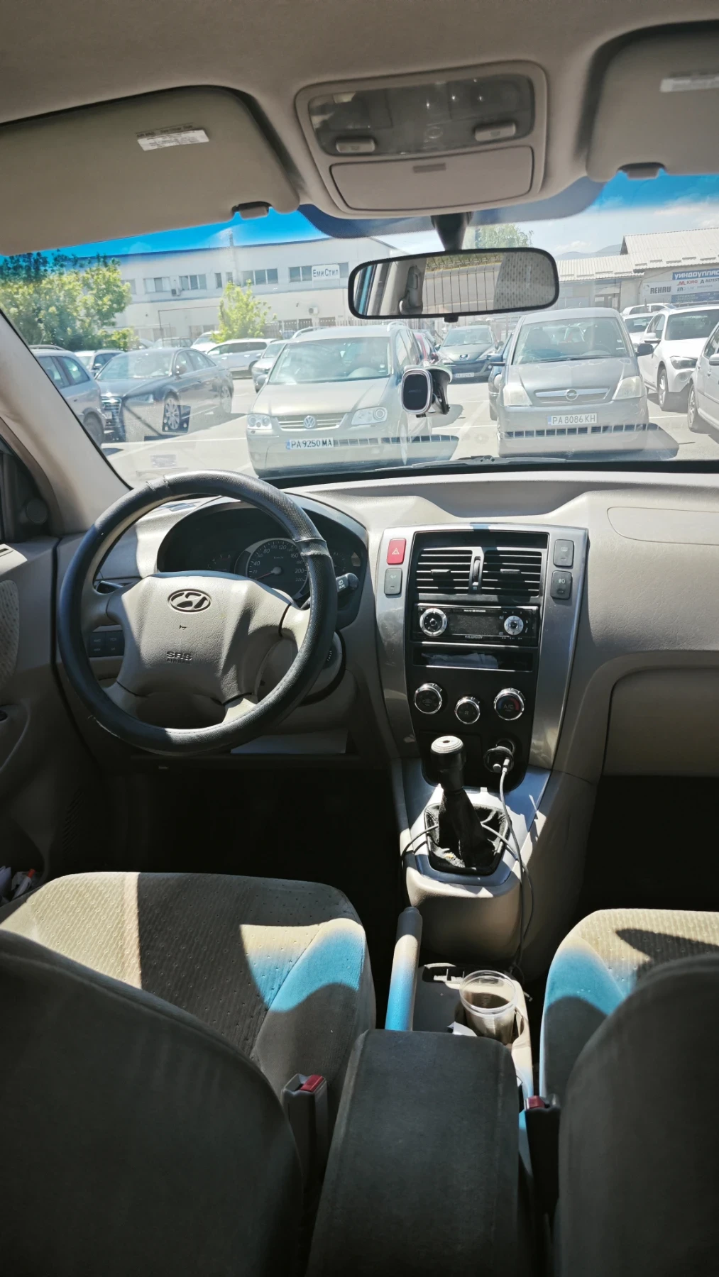 Hyundai Tucson 2.0d 113кс. 4x4 - изображение 8