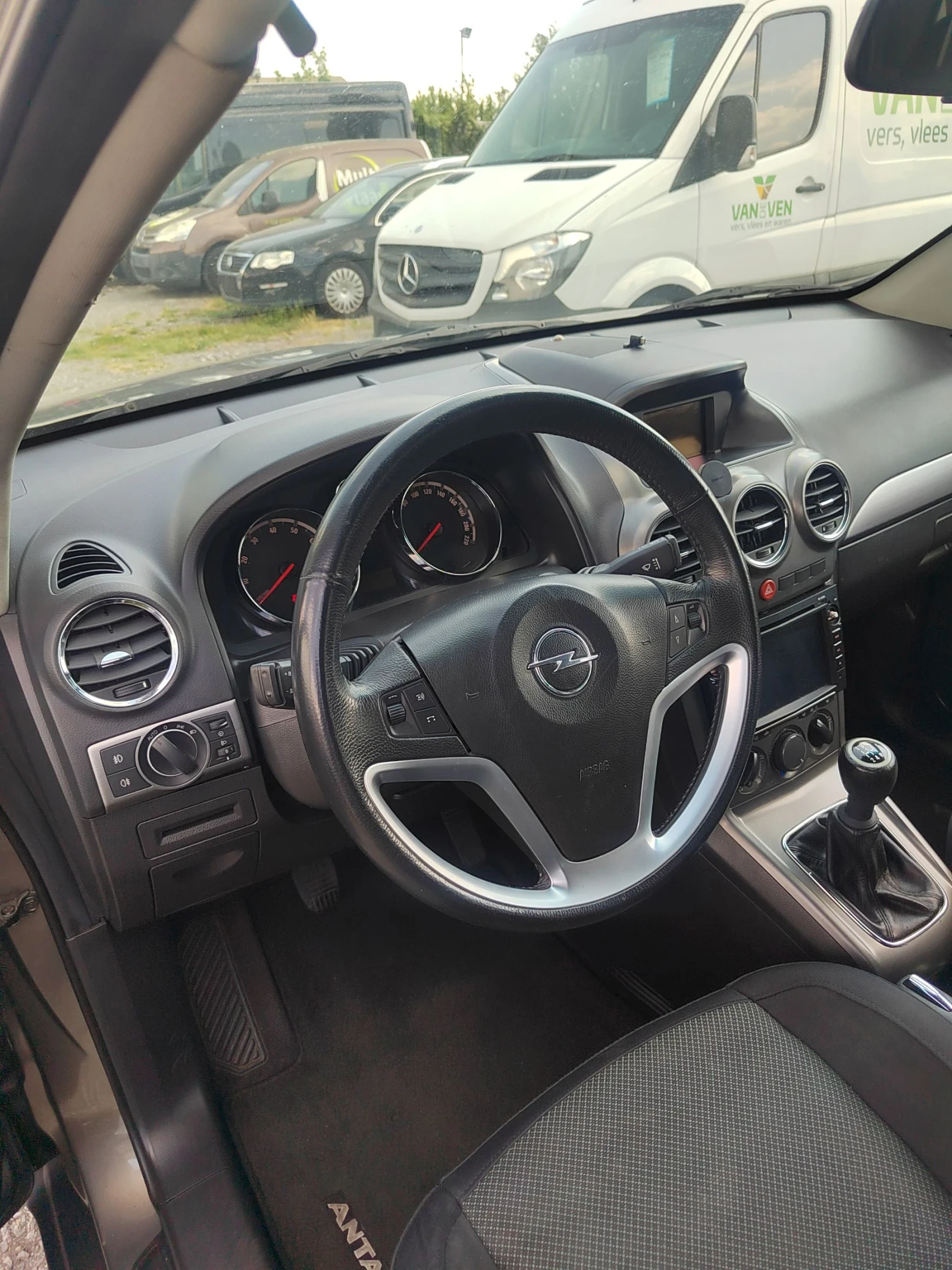 Opel Antara 2.4 BENZIN 4x4  - изображение 7