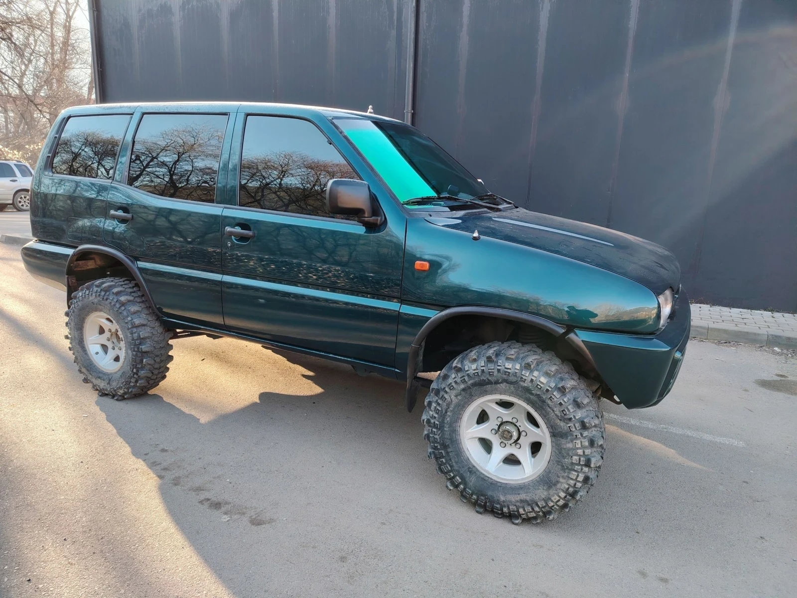 Nissan Terrano 2.7 �� � ���� ������� | Mobile.bg � ����������� 3