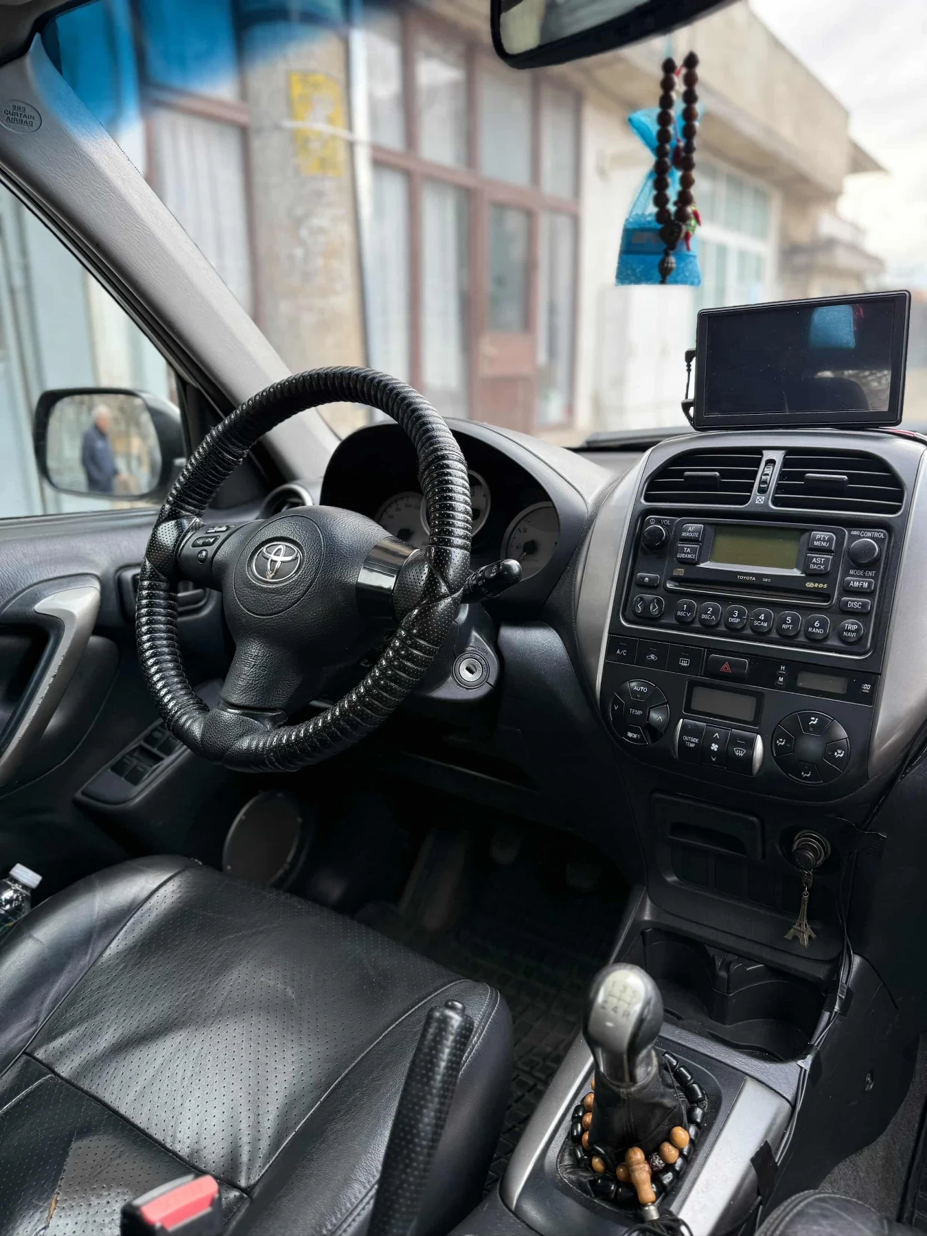 Toyota Rav4, снимка 8 - Автомобили и джипове - 54088771