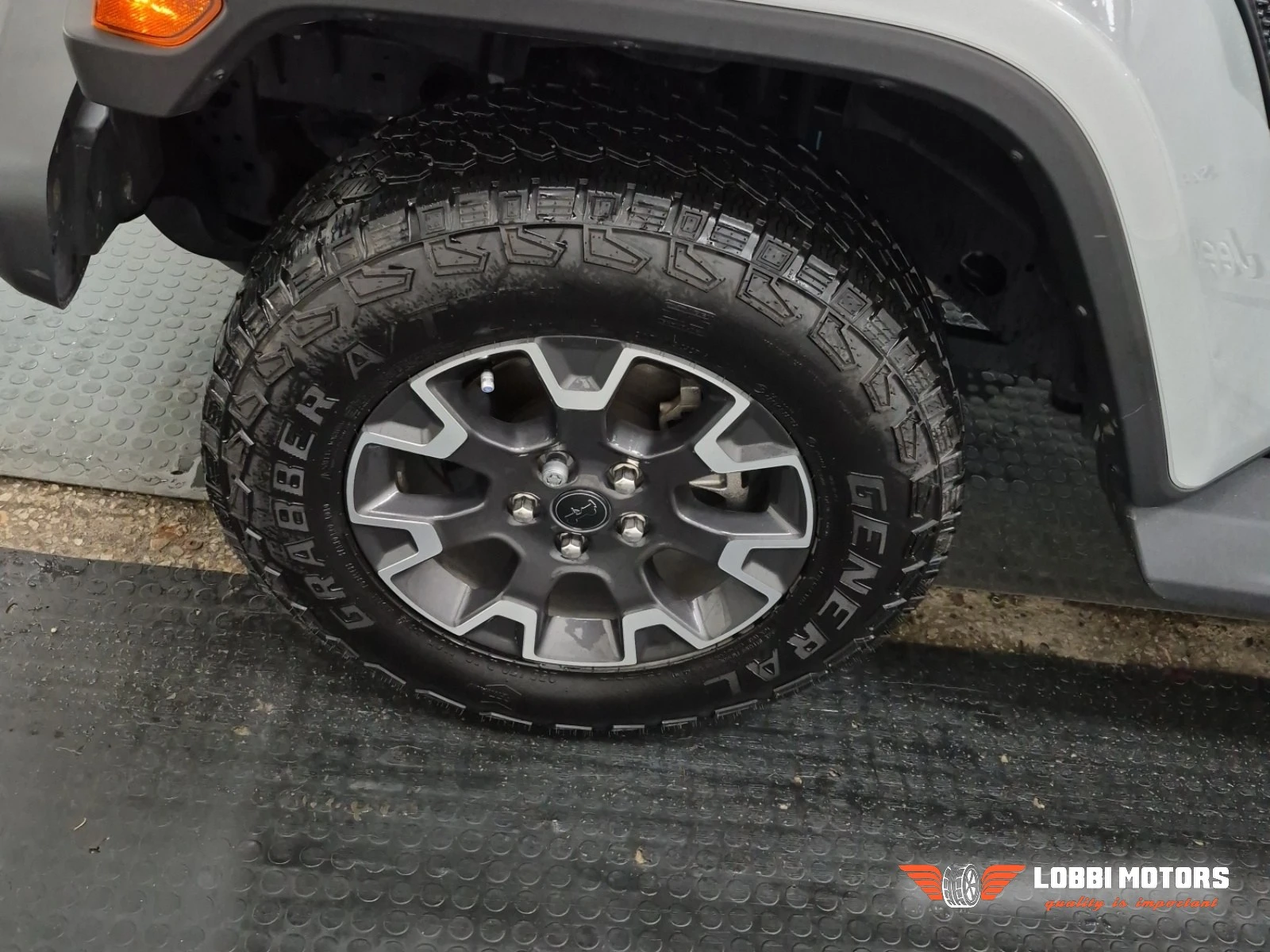 Jeep Wrangler, снимка 6 - Автомобили и джипове - 55992847