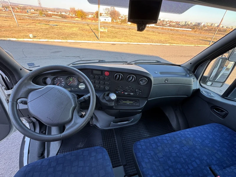 Iveco Daily 35C17 * КЛИМА* * НАВИ* * НАПЪЛНО ОБСЛУЖЕН* * НОВ В, снимка 15 - Бусове и автобуси - 48000446