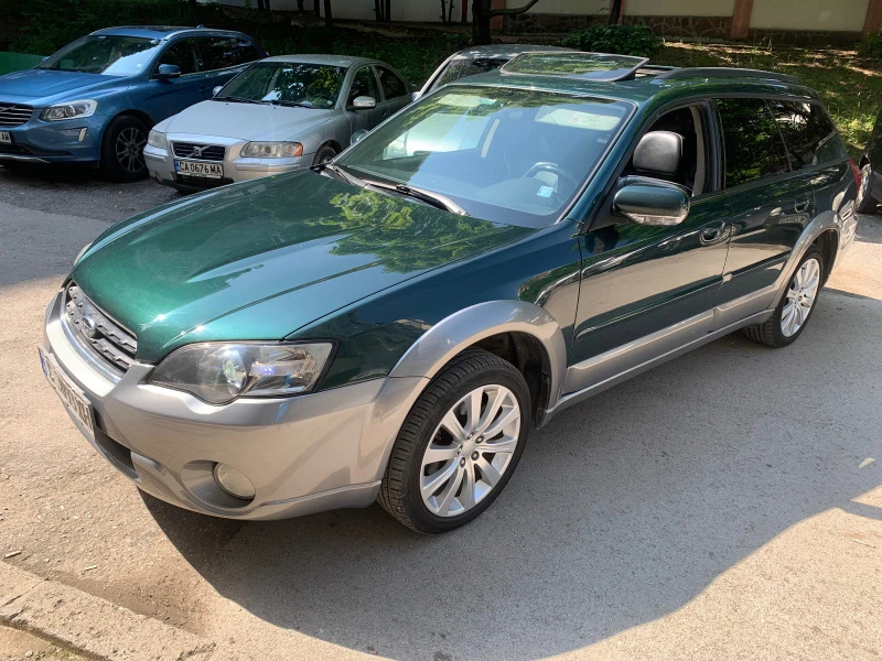 Subaru Outback, снимка 1 - Автомобили и джипове - 46096275