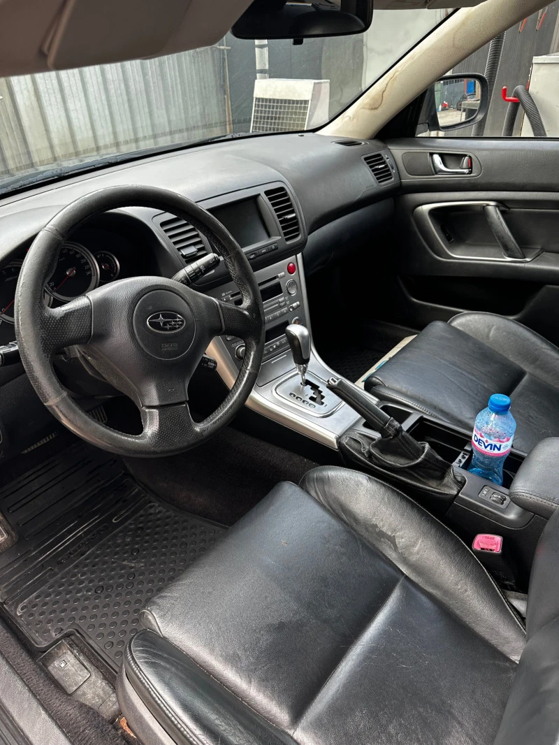 Subaru Outback, снимка 9 - Автомобили и джипове - 46096275