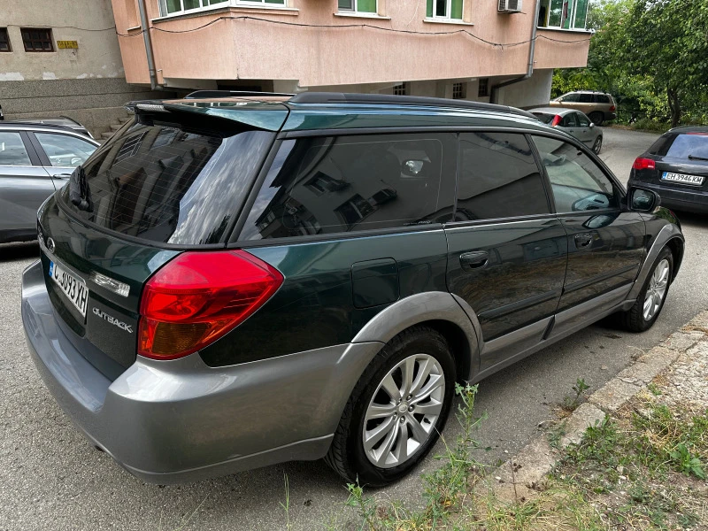 Subaru Outback, снимка 4 - Автомобили и джипове - 46096275