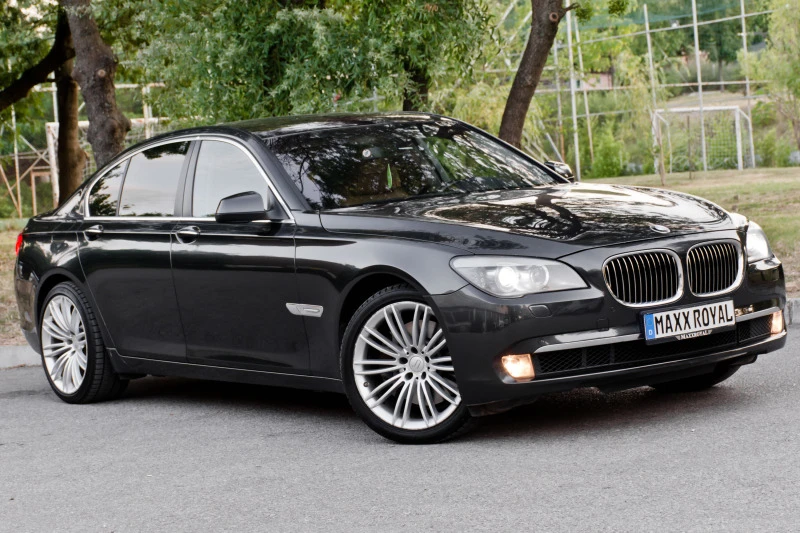 BMW 740 * Нови Вериги* M Sport, снимка 1 - Автомобили и джипове - 46534306