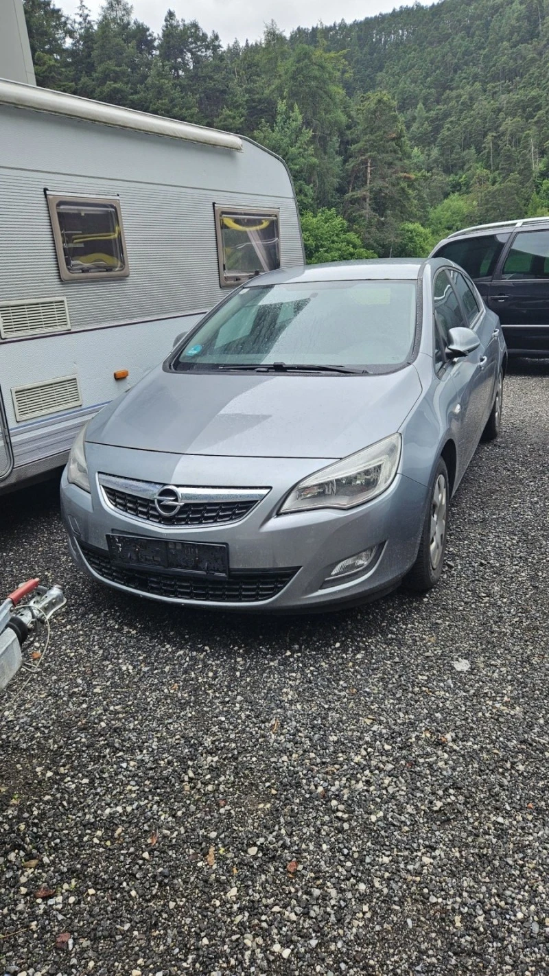 Opel Astra 1.7cdti.110ks.klimatronik, снимка 1 - Автомобили и джипове - 46540551