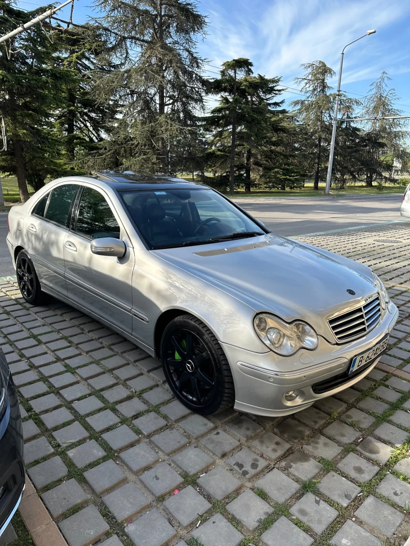 Mercedes-Benz C 320, снимка 2 - Автомобили и джипове - 46894159