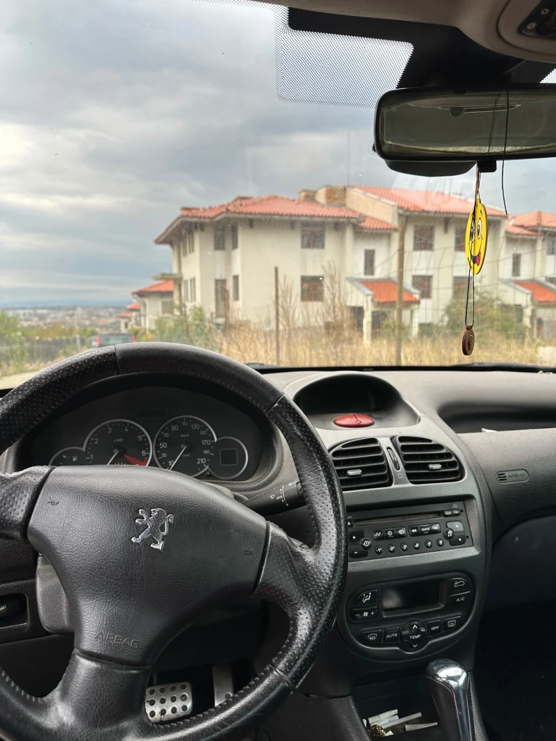 Peugeot 206, снимка 5 - Автомобили и джипове - 47604932