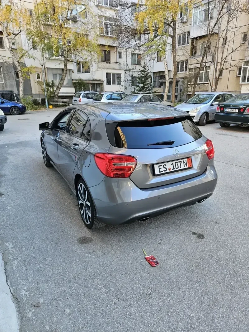 Mercedes-Benz A 180, снимка 3 - Автомобили и джипове - 48131737