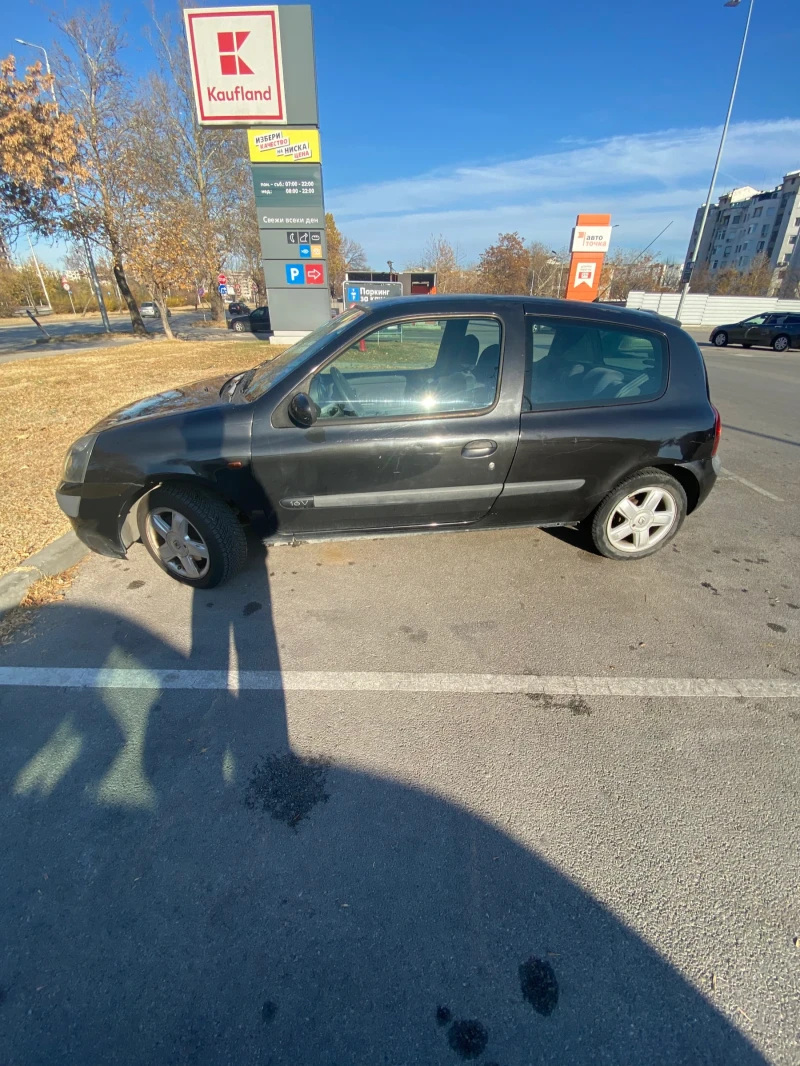 Renault Clio 1.2, снимка 3 - Автомобили и джипове - 48238124