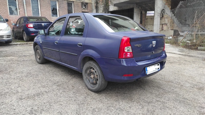 Dacia Logan, снимка 6 - Автомобили и джипове - 48694939