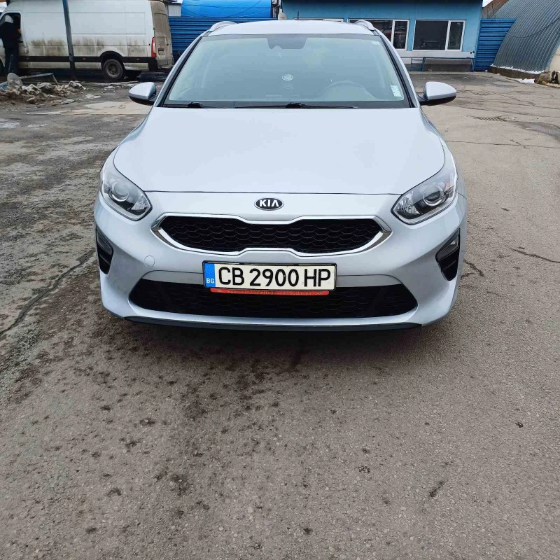 Kia Ceed, снимка 1 - Автомобили и джипове - 48709618