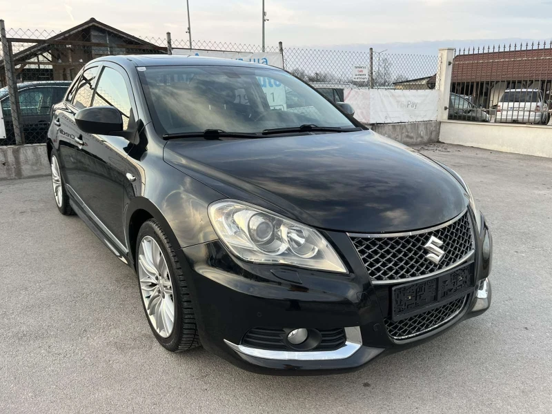 Suzuki Kizashi 2.4i 178кс 4Х4 134 000км КОЖА АВТОМАТ КСЕНОН, снимка 3 - Автомобили и джипове - 48921668