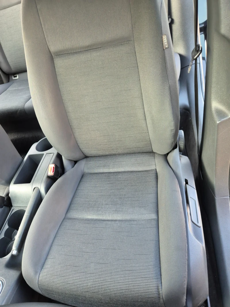 VW Golf Бензин , снимка 7 - Автомобили и джипове - 50648416