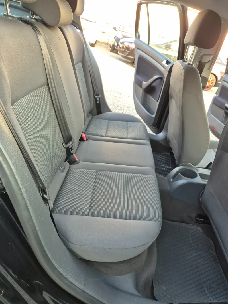 VW Golf Бензин , снимка 10 - Автомобили и джипове - 50648416