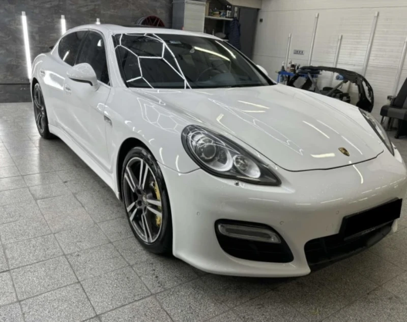 Porsche Panamera TURBO* CARBON CERAMICS* , снимка 2 - Автомобили и джипове - 51561912