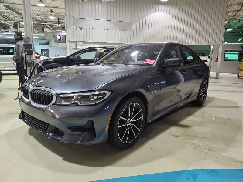 BMW 330 330E xDrive * CARFAX * ОПЦИЯ ЗА ФИНАНСИРАНЕ * , снимка 2 - Автомобили и джипове - 53122871