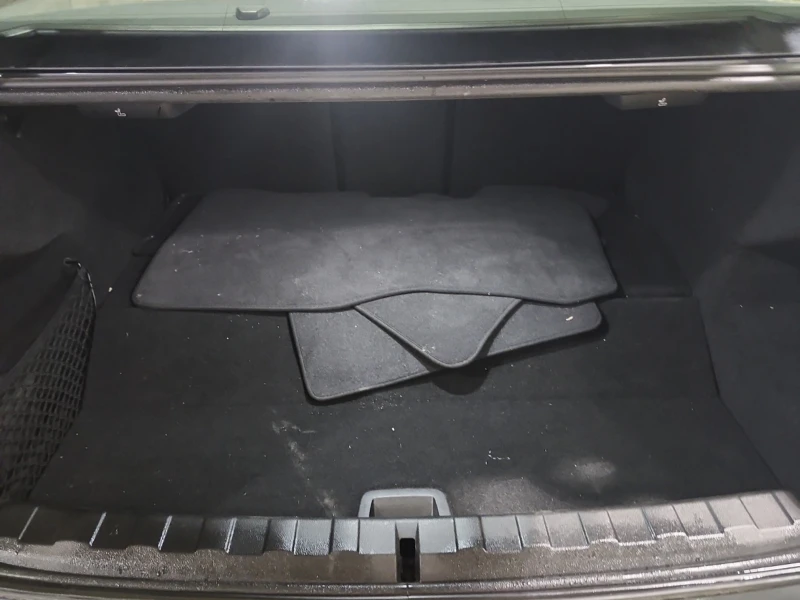 BMW 330 330E xDrive * CARFAX * ОПЦИЯ ЗА ФИНАНСИРАНЕ * , снимка 11 - Автомобили и джипове - 53122871